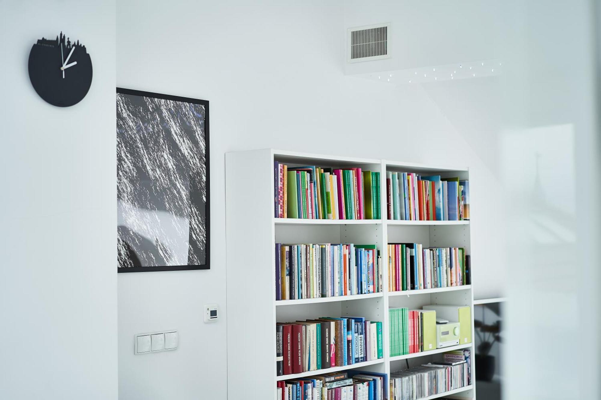 Unique Design Loft In Middle Of Centre Of Old Town With Netflix Apartment *